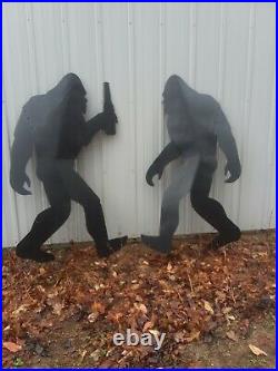 6 Foot Bigfoot/Yeti/Sasquatch silhouette Metal Yard Sculpture/Stake