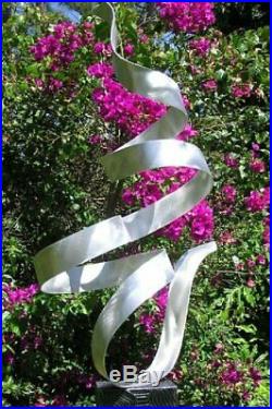 Beautiful Silver Modern Metal Art Garden Sculpture Yard Art Sculptor Jon Allen
