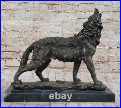 Bronze Statue WOLF Whining Mascot Animal Garden sculpture Yard Art. Large Size