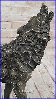 Bronze Statue WOLF Whining Mascot Animal Garden sculpture Yard Art. Large Size