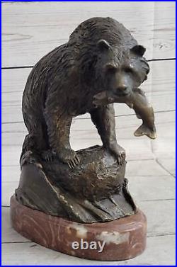 Large Real Bronze Statue Bear with Fish Figure Sculpture Garden Yard Art Work NR