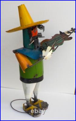 METAL ART MARIACHI SCULPTURE 33 TALL YARD ART MUSICIAN With FIDDLE VIOLIN