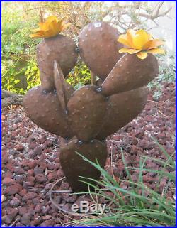 Metal Yard Art Prickly Pear Cactus Sculpture 28 Tall Brown 3d