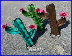 Metal Yard Art Saguaro Cactus With Flowers Sculpture 25 Tall