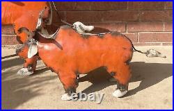 Pair of Recycled Wrought Iron Metal Orange & White Texas Longhorn Yard Decor 38