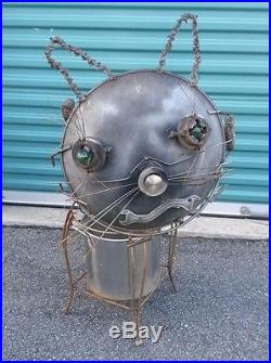 Recycled Metal Hand Crafted Garden Lawn Yard Art Cat Figure Plant Pot Marble Eye