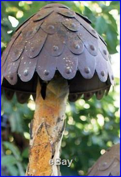 Rustic Garden Metal Outdoor Mushroom Set of 2 Yard Art Decor Sculpture