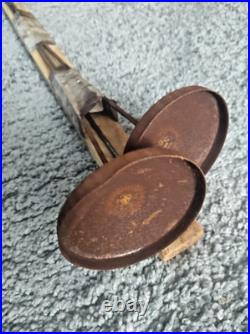 Rusty Metal Garden Stakes Set 3 Flowers Outdoor Yard Art? Andlesticks Sculpture