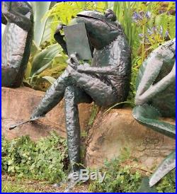Small Reading Frog Metal Yard Sculpture GO7297 NEW