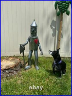 Tin Man Yard Art Wizard of Oz Out Door Metal Sculpture Garden Patio Statue Decor