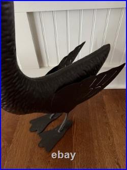 VTG Metal Goose Garden Statue Decor Yard Lawn Porch Home Art 26