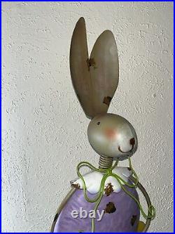 Vintage Distressed Metal EASTER BUNNIES Rabbits GARDEN DECOR Yard Art 34