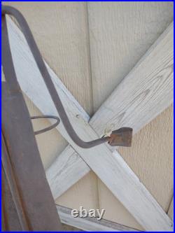 Vintage Flower Pot Holder Decor Metal Art Sculpture Garden Statue Yard Ornament